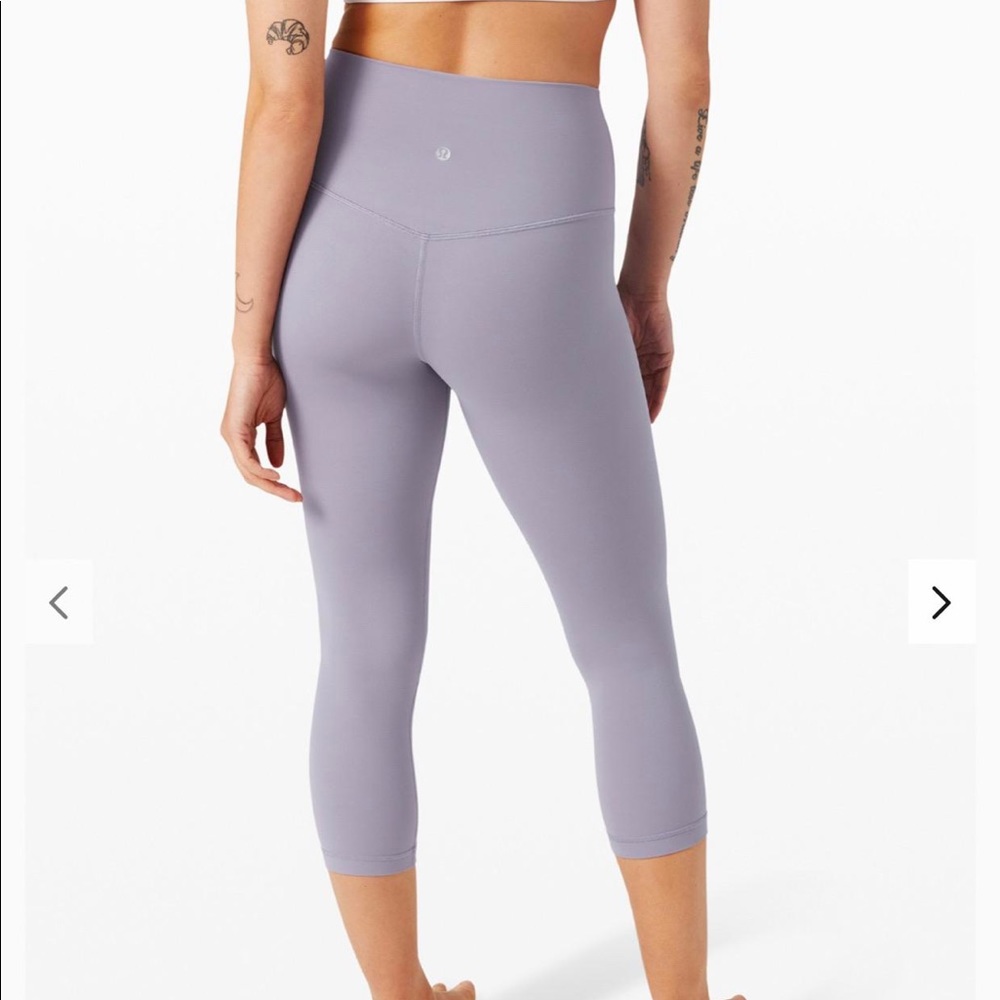 ‼️ISO‼️ lululemon aligns in the color PERI PURPLE